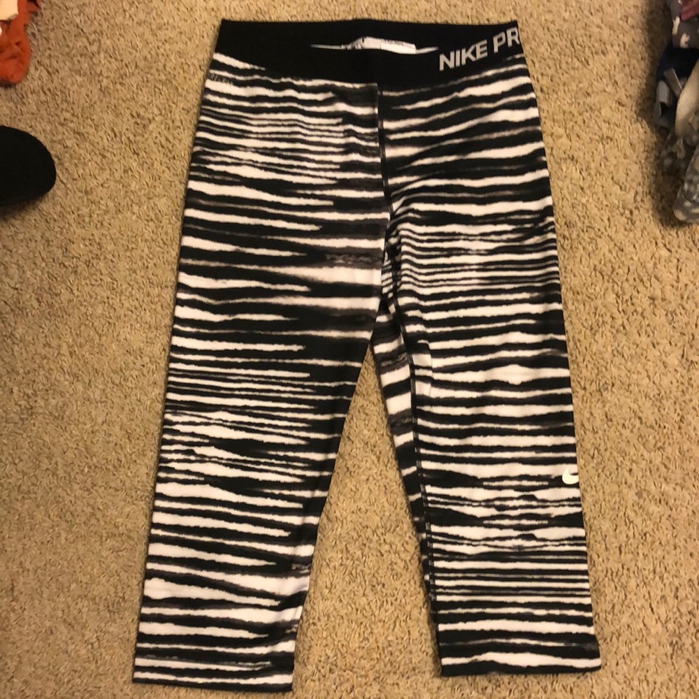 Nike pro leggings